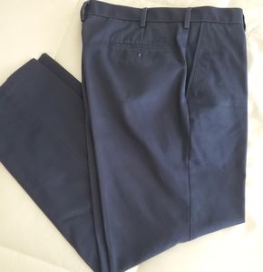 JoS. A. BANK Traveler's  Collection mens pants.
